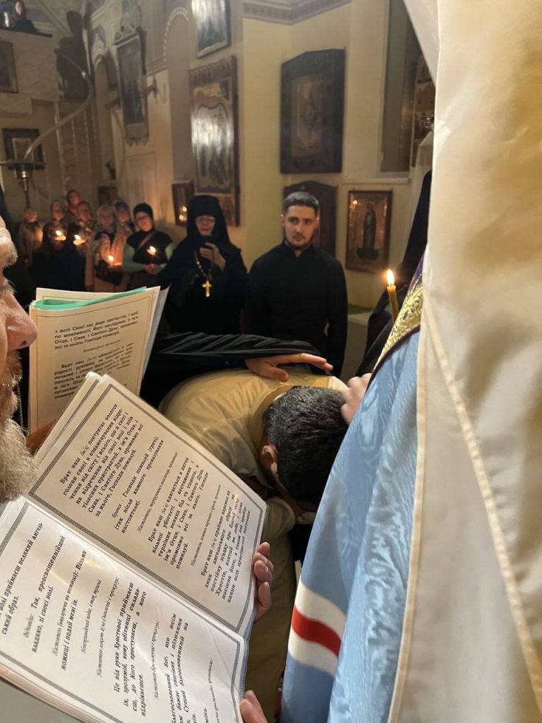 Постриг в монастирі