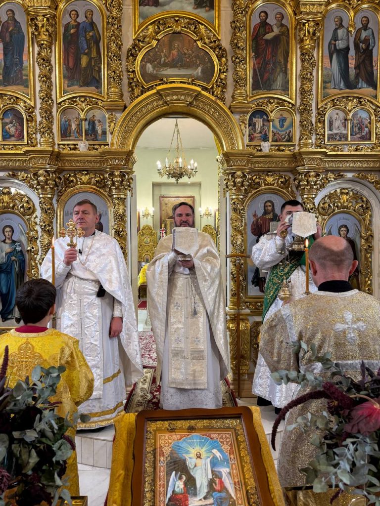 Молитовне єднання зі спочилими