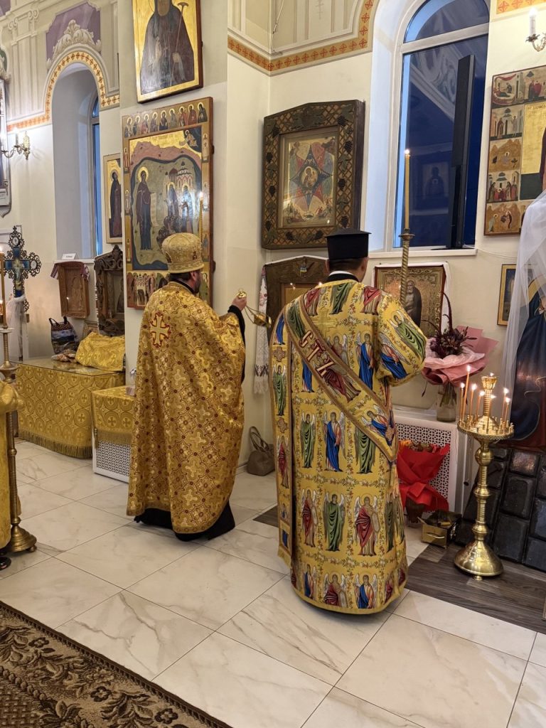 Всенічне бдіння напередодні 22-ої Неділі після П’ятдесятниці.