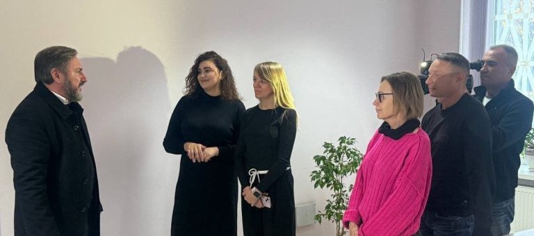 Архімандрит Феодосій відвідав компанію “Візит” напередодні Дня телебачення.