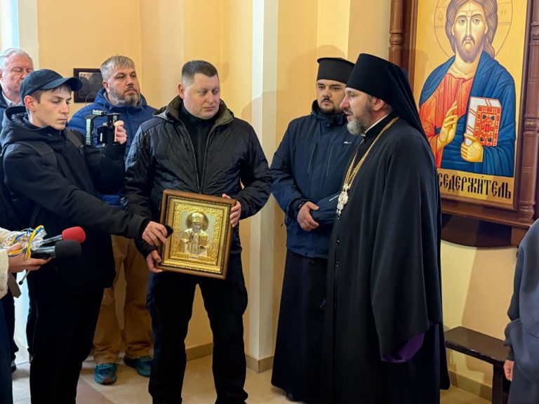 Візит Архімандрита Феодосія до Кременчуцької виховної колонії з нагоди Дня захисту прав дитини ​Кременчук