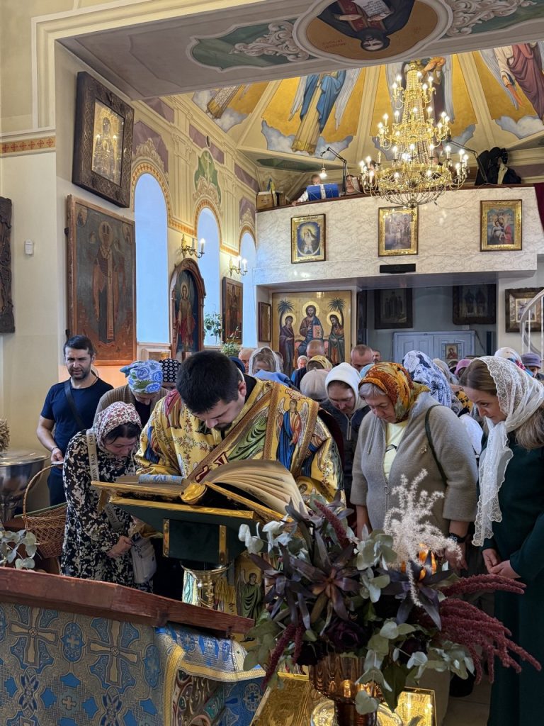 Введення в Храм Пресвятої Владичиці нашої Богородиці.Божественна Літургія.#10