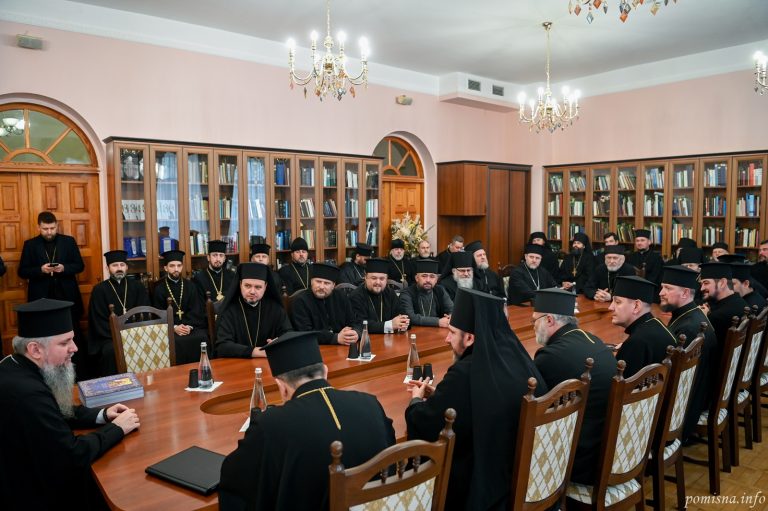 Архімандрит Феодосій відвідав збори духовенства ставропігійних та інших парафій Православної Церкви України.#5