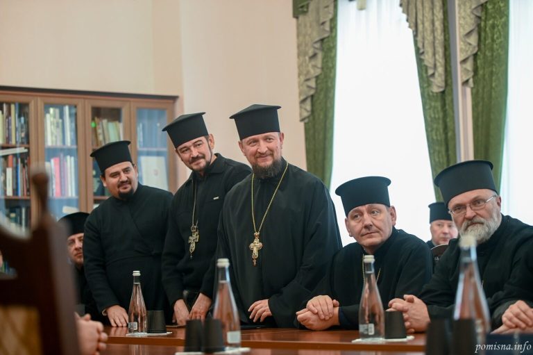 Архімандрит Феодосій відвідав збори духовенства ставропігійних та інших парафій Православної Церкви України.#9