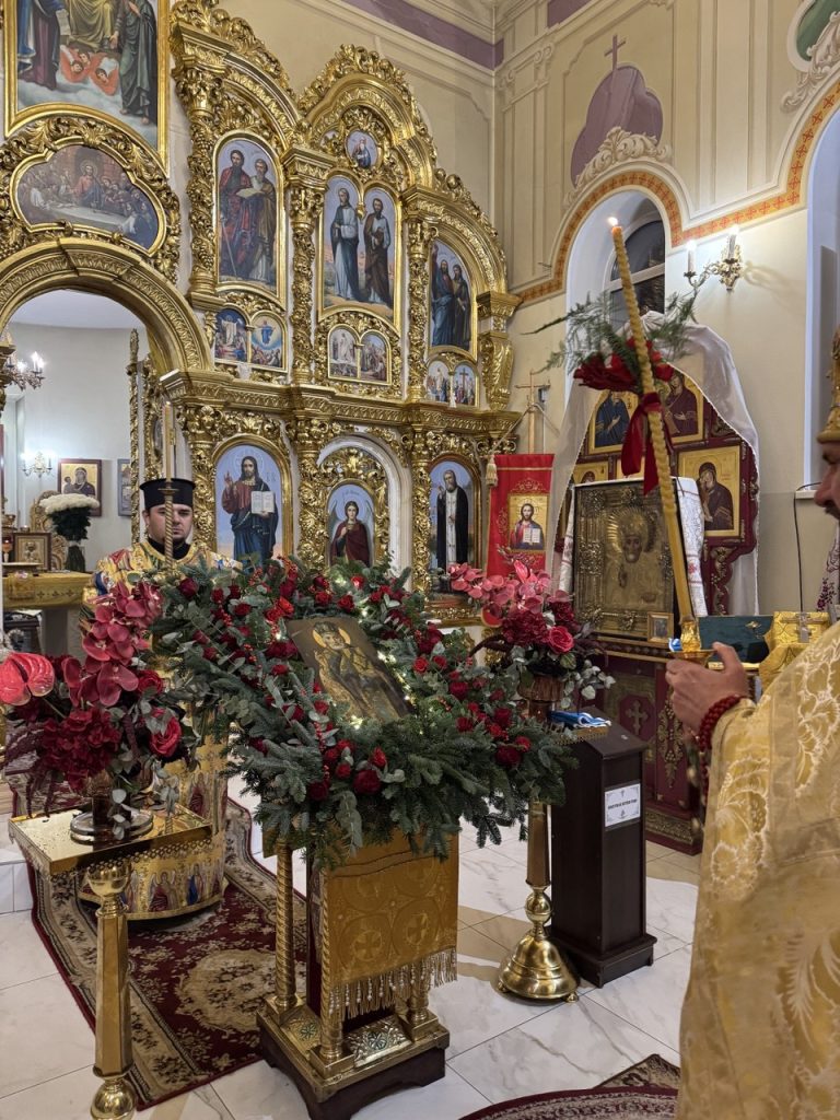 Всенічне бдіння напередодні дня пам’яті Святителя Миколая,архієпископа Мир Лікійських,чудотворця.