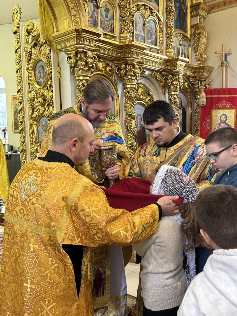 Божественна Літургія у день пам’яті Святителя Миколая ,архієпископа Мир Лікійських,чудотворця.