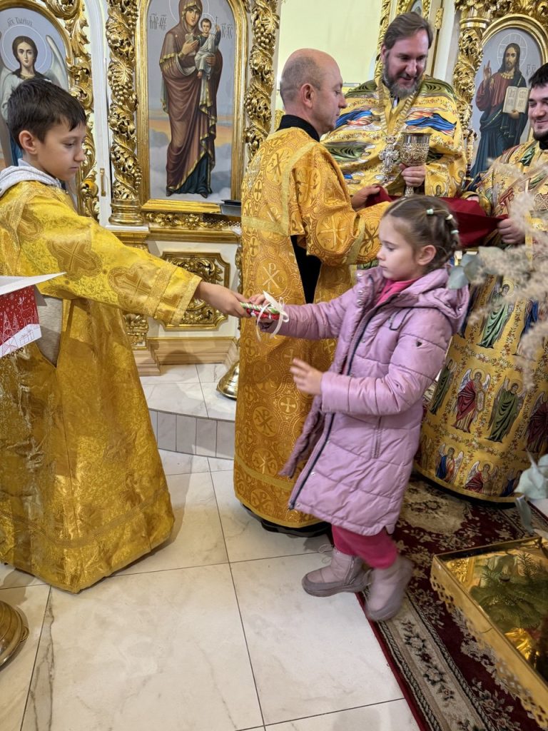 Божественна Літургія у день пам’яті Святителя Миколая ,архієпископа Мир Лікійських,чудотворця.