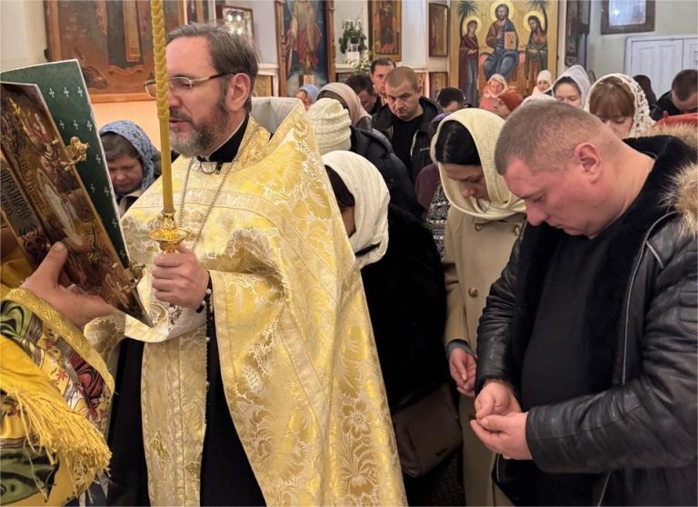 Субота перед Різдвом Христовим.Всенічне бдіння.