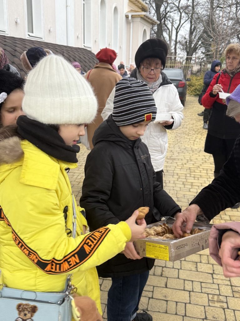 28 – ма неділя після П’ятдесятниці,перед Різдвом Христовим,святих отців.