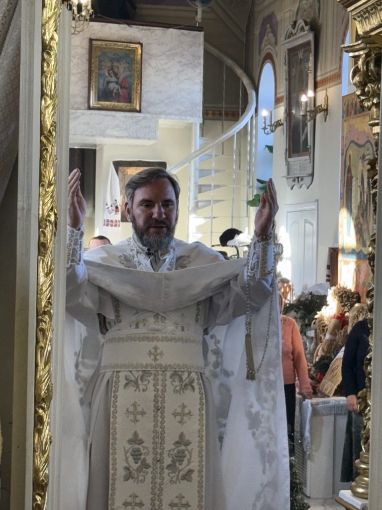 У неділю по Різдві Христовому архімандрит Феодосій очолив Божественну літургію.