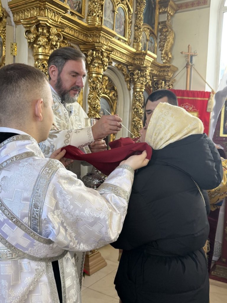 У неділю по Різдві Христовому архімандрит Феодосій очолив Божественну літургію.