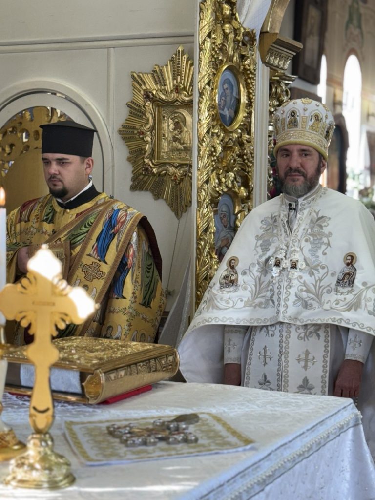 У неділю по Різдві Христовому архімандрит Феодосій очолив Божественну літургію.