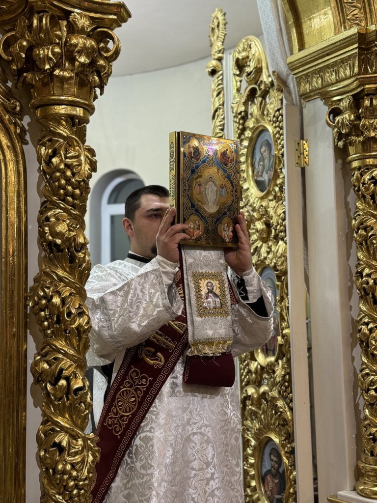 Субота перед Богоявленням.