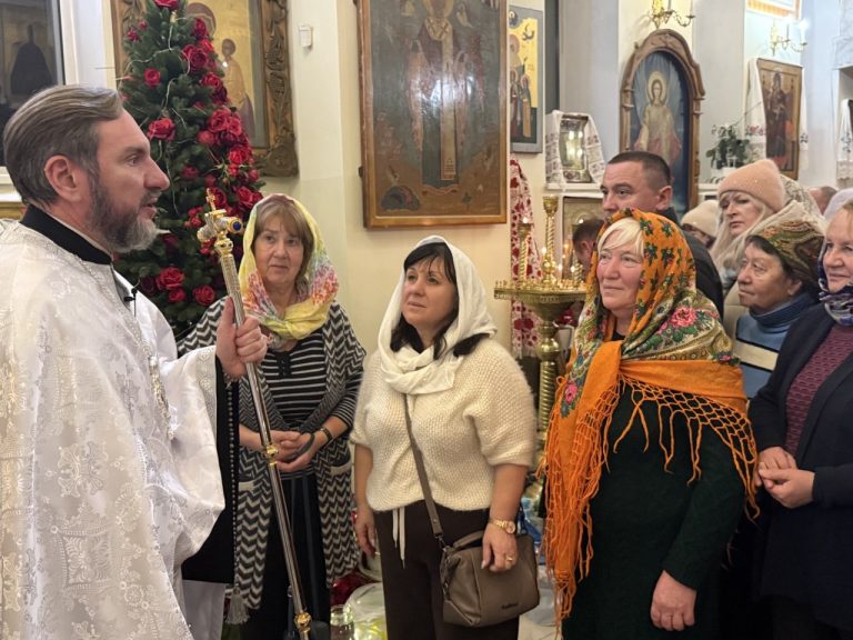 Всенічне бдіння напередодні свята Богоявлення.