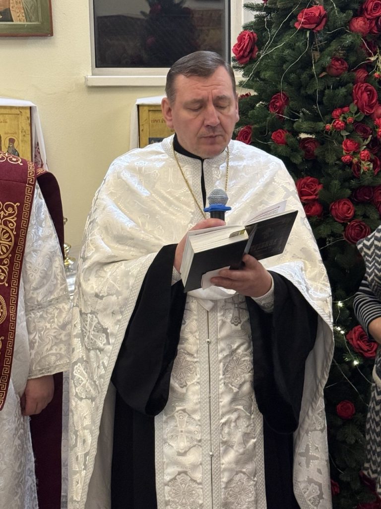 Всенічне бдіння напередодні свята Богоявлення.