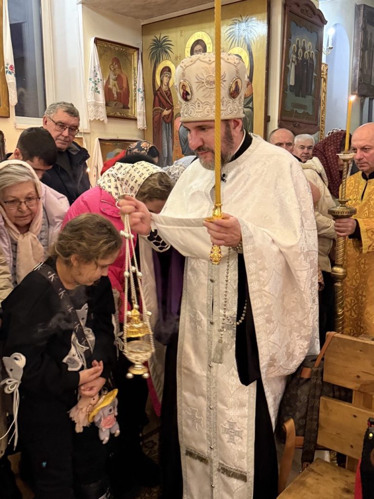 Всенічне бдіння напередодні свята Богоявлення.