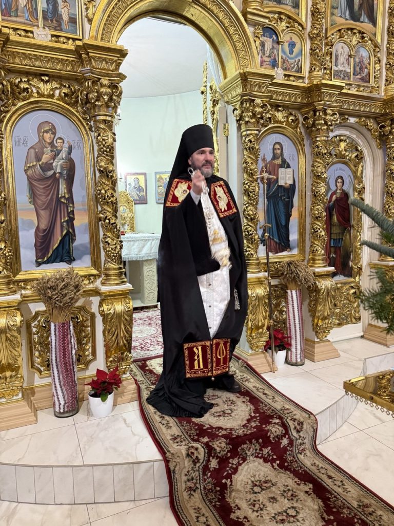 Всенічне бдіння напередодні свята Богоявлення.