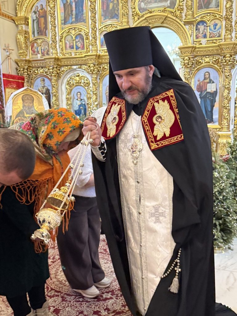 Всенічне бдіння напередодні свята Богоявлення.