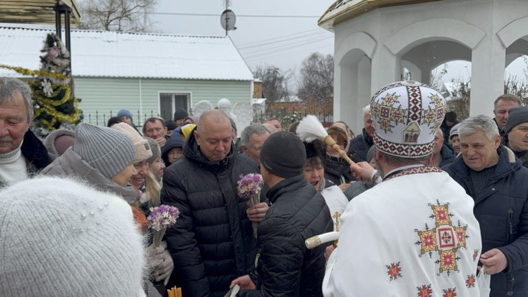 СВЯТО БОГОЯВЛЕННЯ(ХРЕЩЕННЯ ГОСПОДНЄ).ВЕЛИКЕ ОСВЯЧЕННЯ ВОДИ.