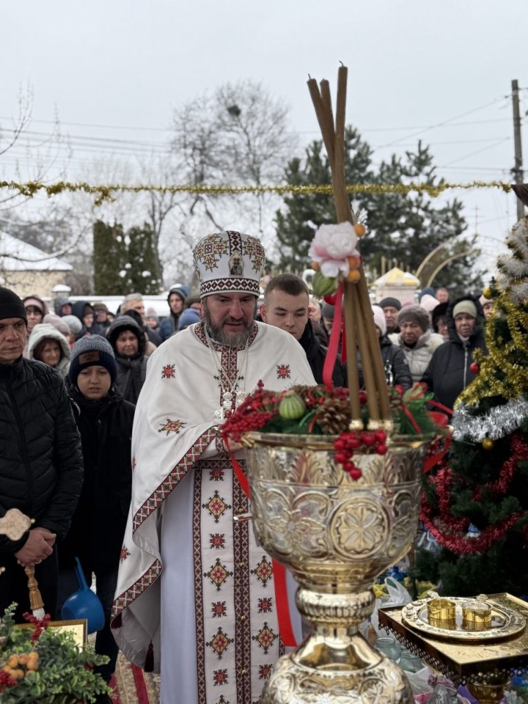 СВЯТО БОГОЯВЛЕННЯ(ХРЕЩЕННЯ ГОСПОДНЄ).ВЕЛИКЕ ОСВЯЧЕННЯ ВОДИ.