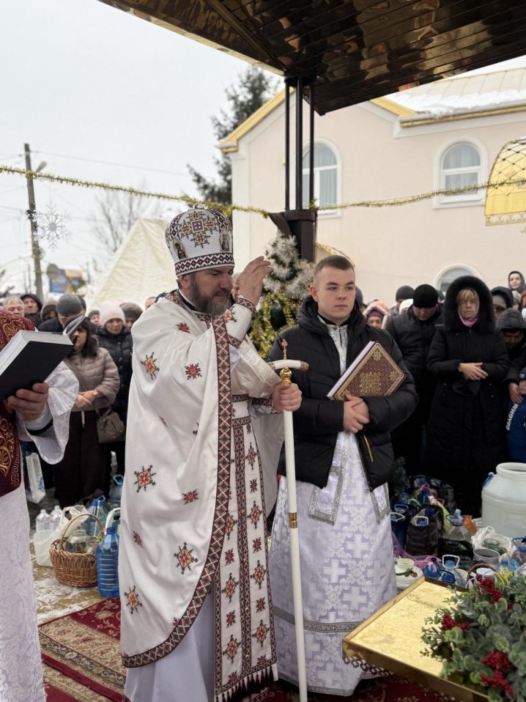 СВЯТО БОГОЯВЛЕННЯ(ХРЕЩЕННЯ ГОСПОДНЄ).ВЕЛИКЕ ОСВЯЧЕННЯ ВОДИ.