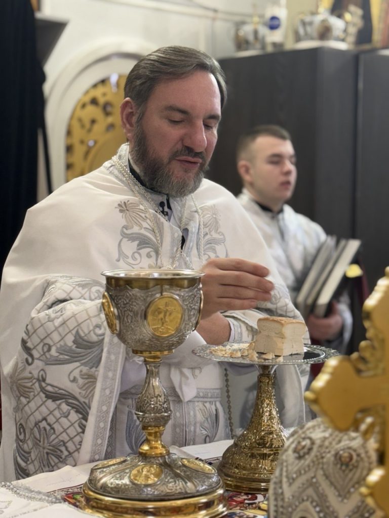 СВЯТО БОГОЯВЛЕННЯ(ХРЕЩЕННЯ ГОСПОДНЄ).ВЕЛИКЕ ОСВЯЧЕННЯ ВОДИ.
