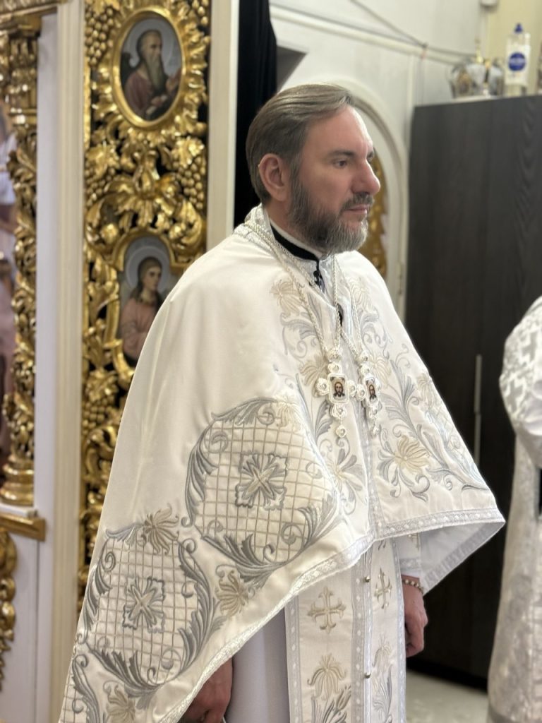 СВЯТО БОГОЯВЛЕННЯ(ХРЕЩЕННЯ ГОСПОДНЄ).ВЕЛИКЕ ОСВЯЧЕННЯ ВОДИ.