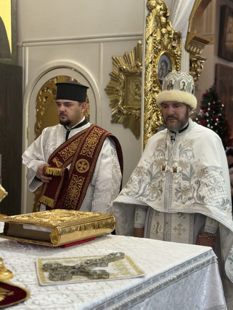 СВЯТО БОГОЯВЛЕННЯ(ХРЕЩЕННЯ ГОСПОДНЄ).ВЕЛИКЕ ОСВЯЧЕННЯ ВОДИ.