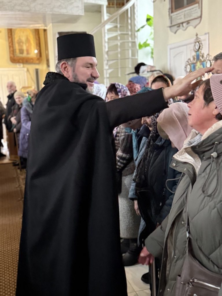 СВЯТО БОГОЯВЛЕННЯ(ХРЕЩЕННЯ ГОСПОДНЄ).ВЕЛИКЕ ОСВЯЧЕННЯ ВОДИ.