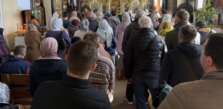 Неділя Хрестопоклона.