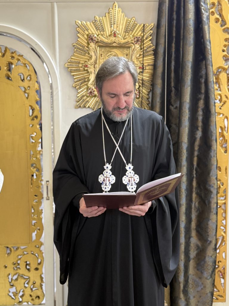 Вечірня Благовіщення Пресвятої Богородиці.