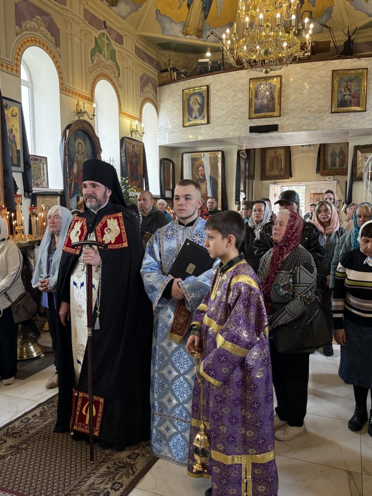 Вечірня Благовіщення Пресвятої Богородиці.