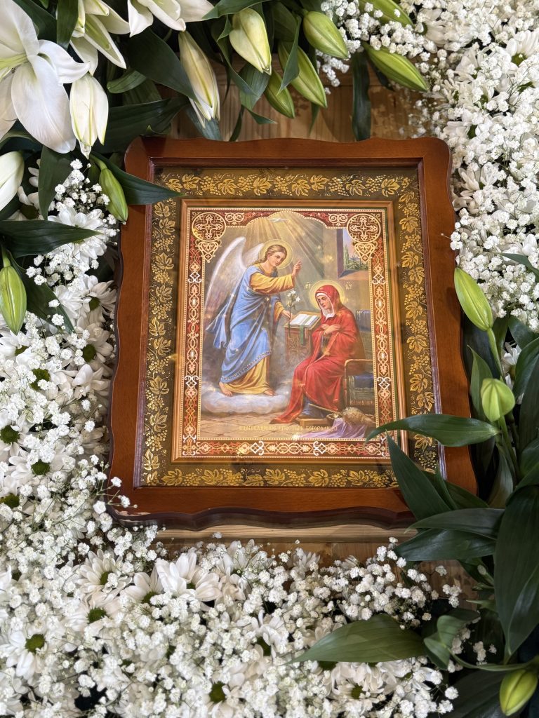 Вечірня Благовіщення Пресвятої Богородиці.