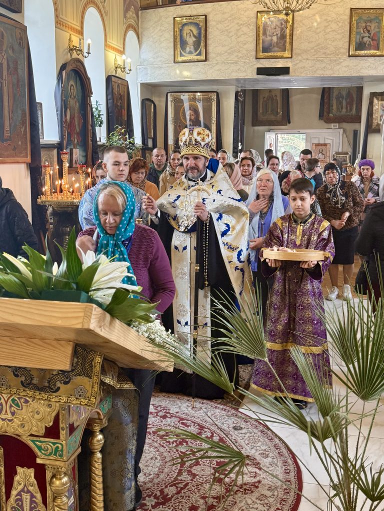 Вечірня Благовіщення Пресвятої Богородиці.