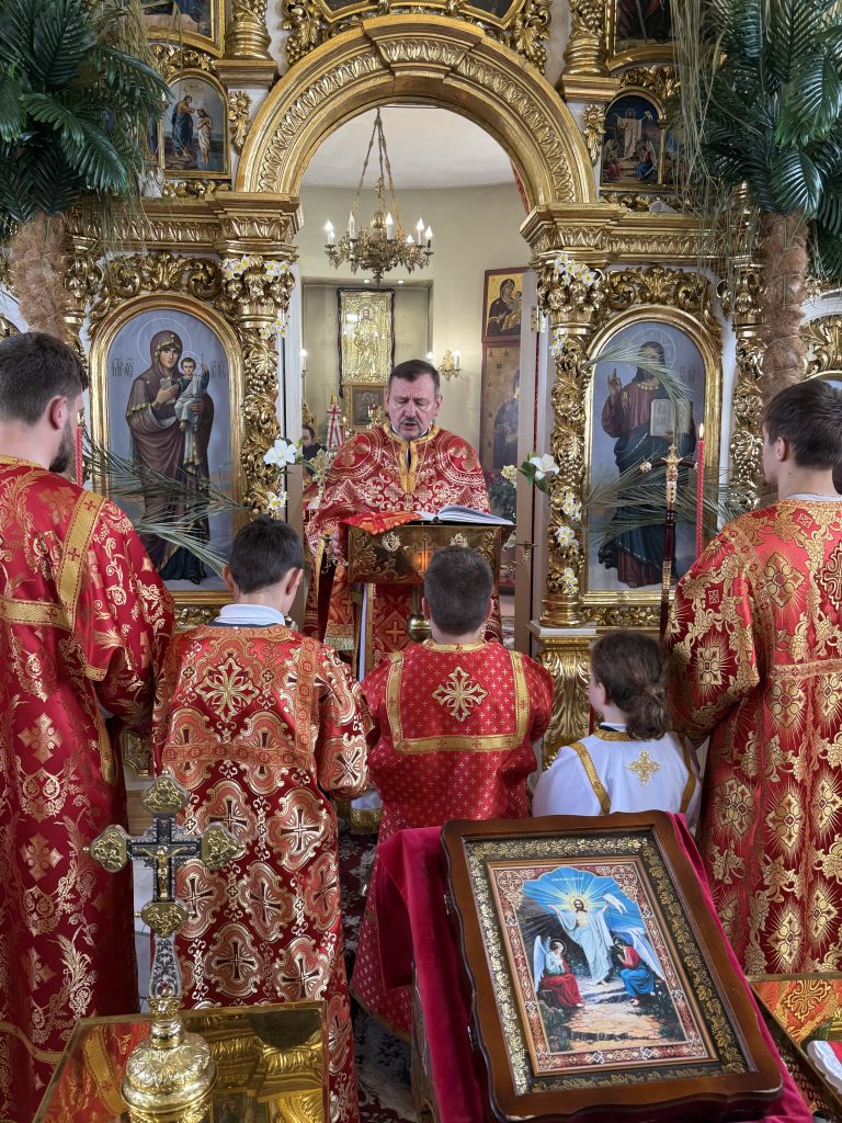 Вшанування Святих Жінок Мироносиць.