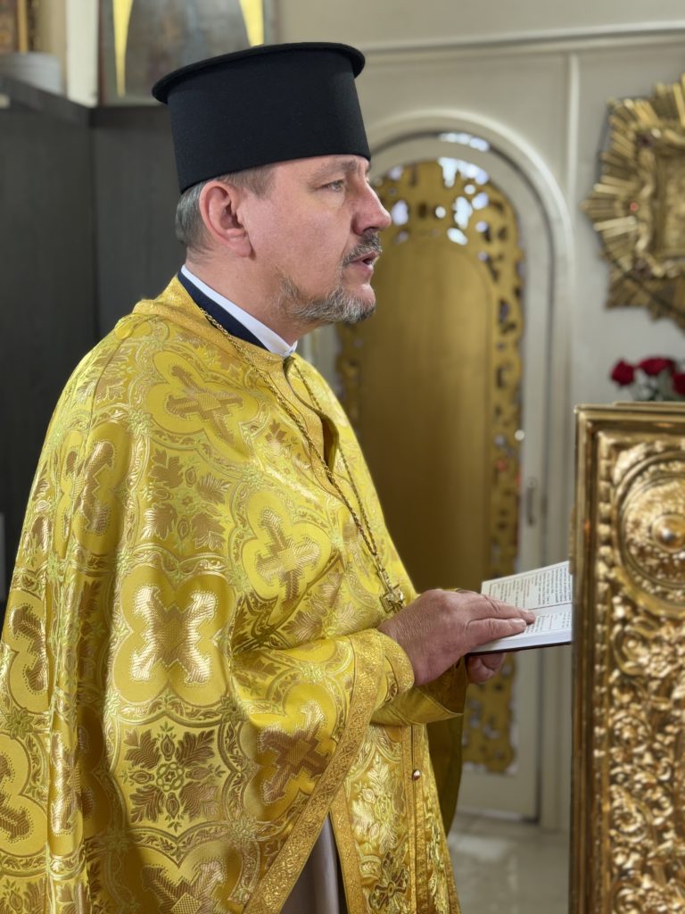 Літургія в день пам’яті Святителя Миколая.