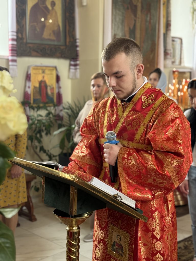 Літургія в день пам’яті Святителя Миколая.