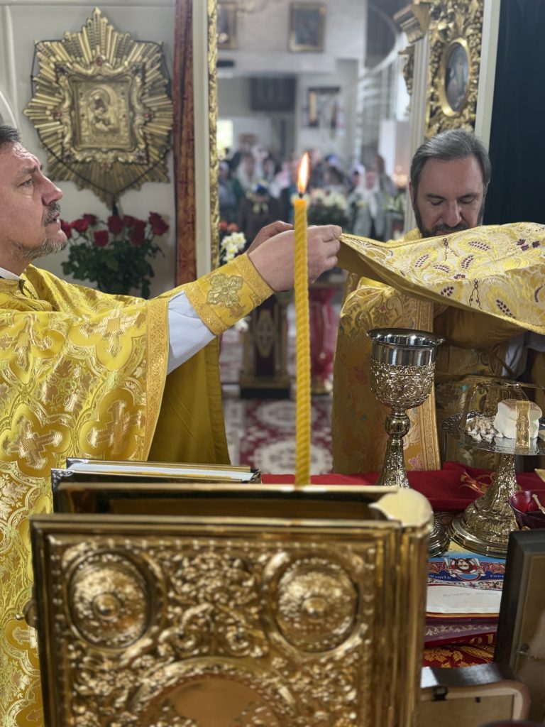 Літургія в день пам’яті Святителя Миколая.