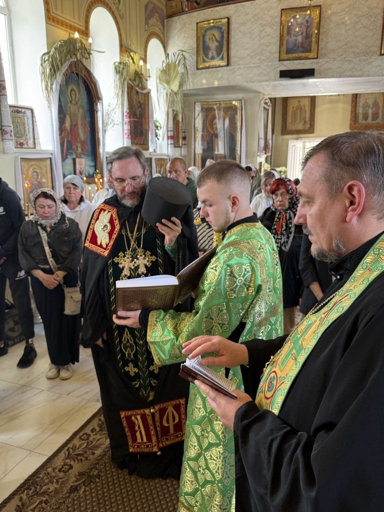 Троїцька поминальна субота.Всенічна.