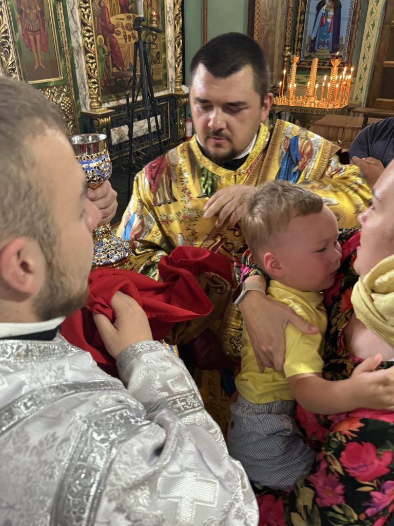 Неділя Всіх Святих землі Української.