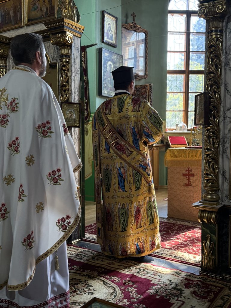 Літургія до дня вшанування Святих Апостолів Петра та Павла.