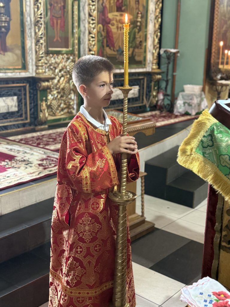 Літургія до дня вшанування Святих Апостолів Петра та Павла.