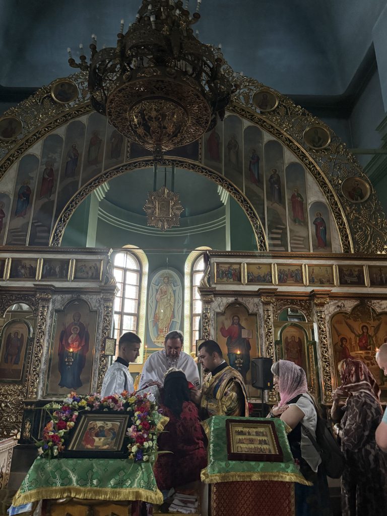 Перша Божественна  Літургія в Свято- Троїцькому Соборі.