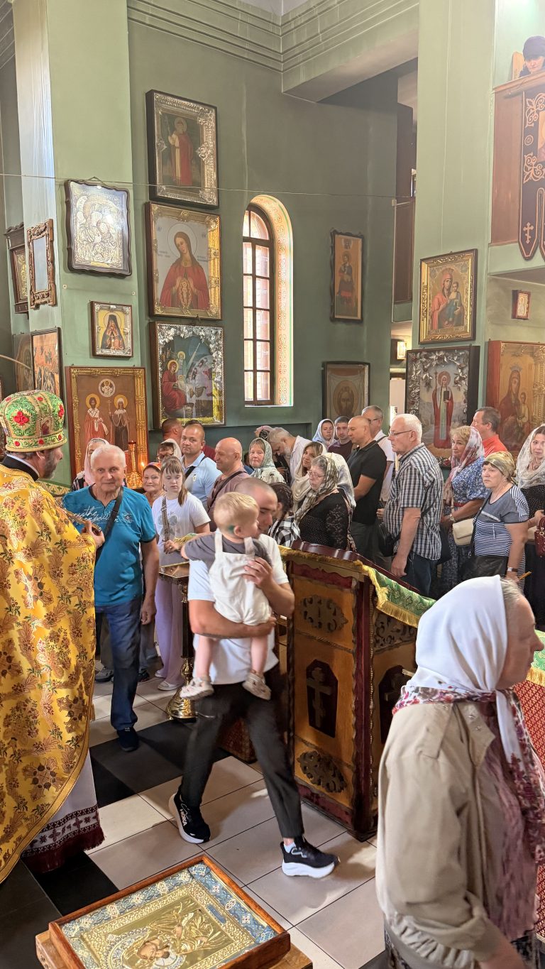 Літургія 6- неділі по Пятидесятниці.
