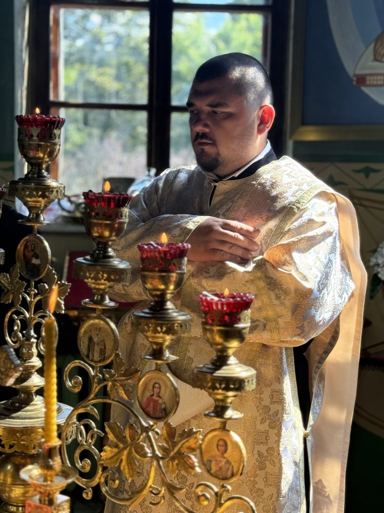 Літургія 6- неділі по Пятидесятниці.