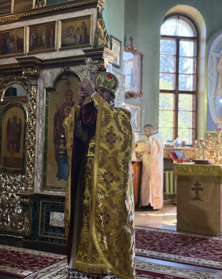 Літургія 6- неділі по Пятидесятниці.