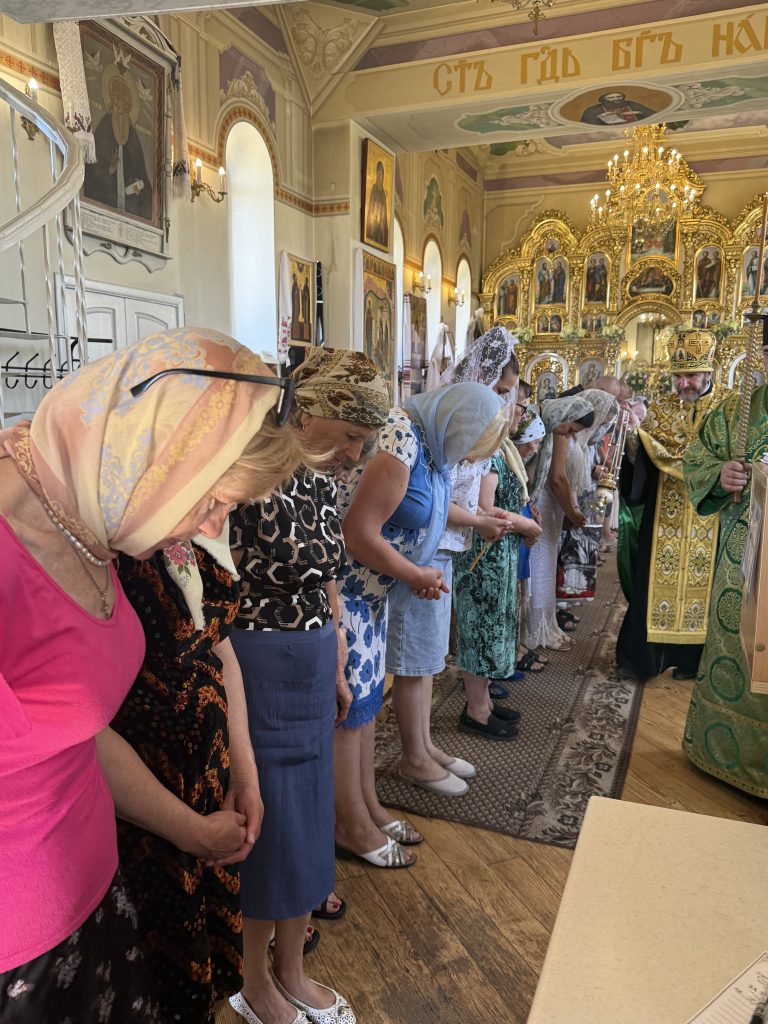 Всенічна храмового свята першого престолу, Преподобного Серафима Саровського.