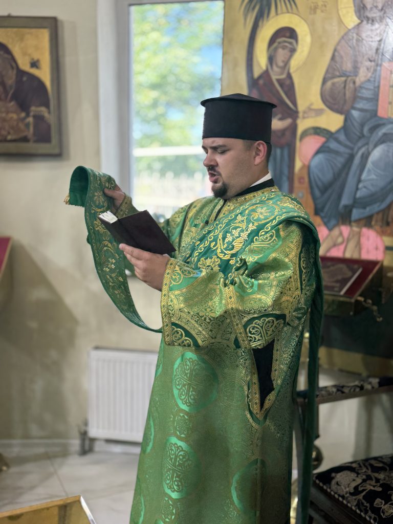 Всенічна храмового свята першого престолу, Преподобного Серафима Саровського.