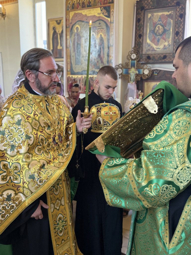Всенічна храмового свята першого престолу, Преподобного Серафима Саровського.