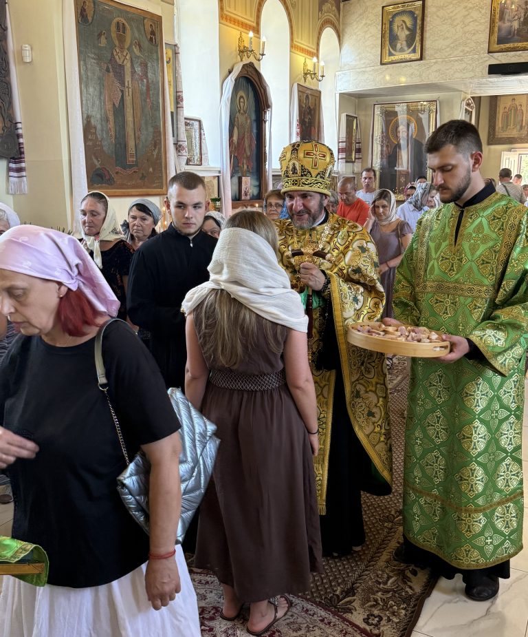 Всенічна храмового свята першого престолу, Преподобного Серафима Саровського.